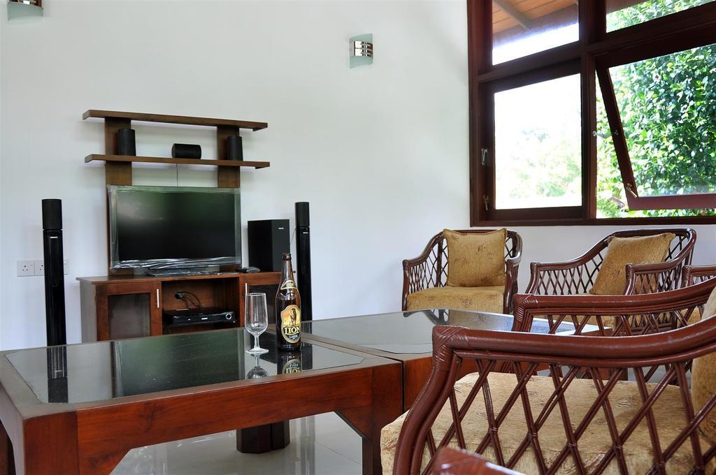 Harris Villa Hikkaduwa Phòng bức ảnh