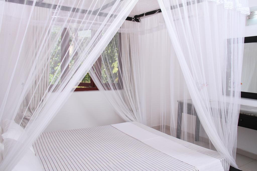 Harris Villa Hikkaduwa Phòng bức ảnh